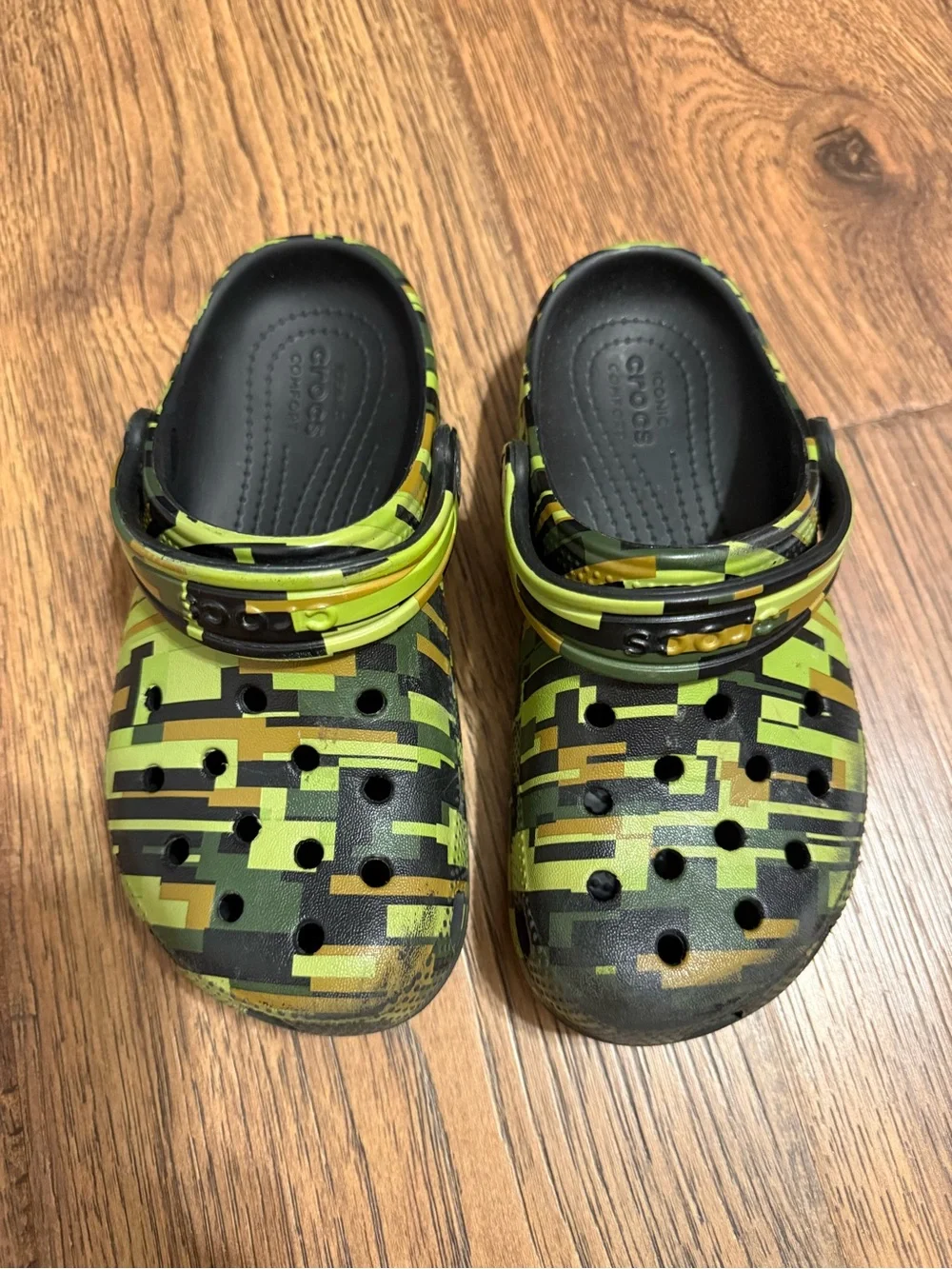 CROCS size 13
